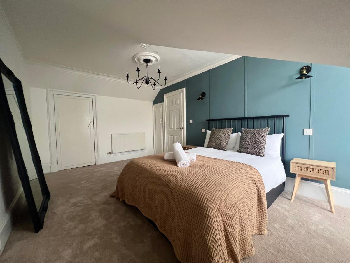 Spacious 3 Bedroom Home In Glasgow - Free Parking Ngoại thất bức ảnh