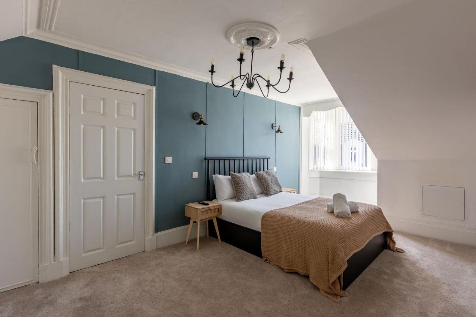 Spacious 3 Bedroom Home In Glasgow - Free Parking Ngoại thất bức ảnh